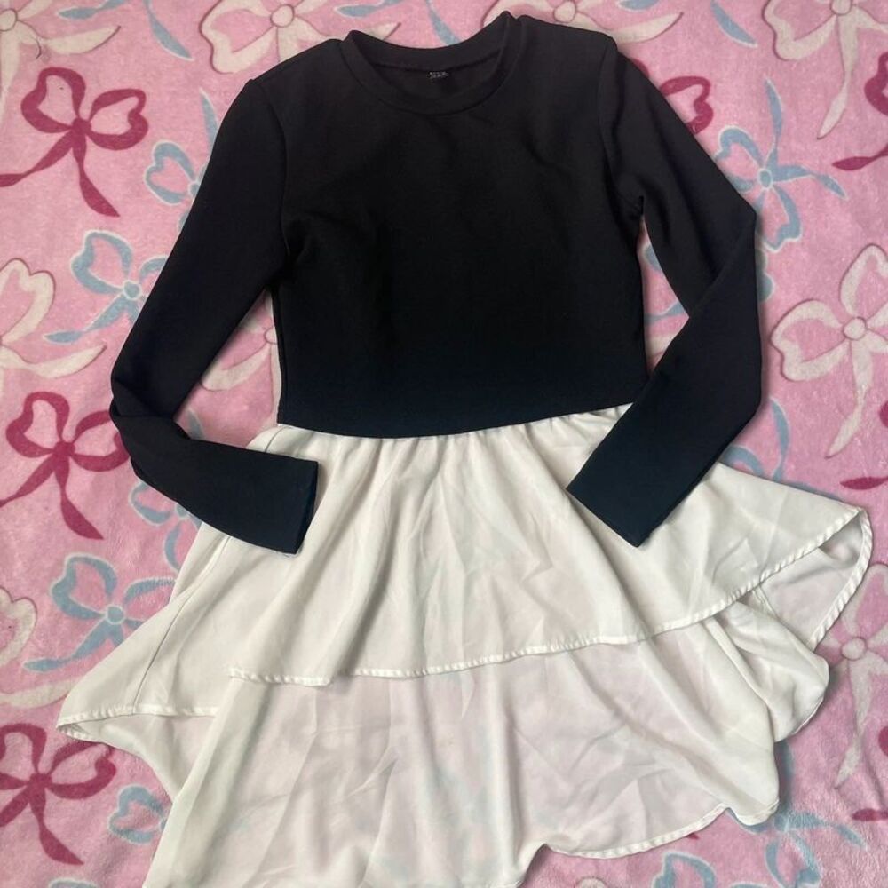 SHEIN Preppy Coquette Two-Piece Look Long Sleeve Top Black White Size S